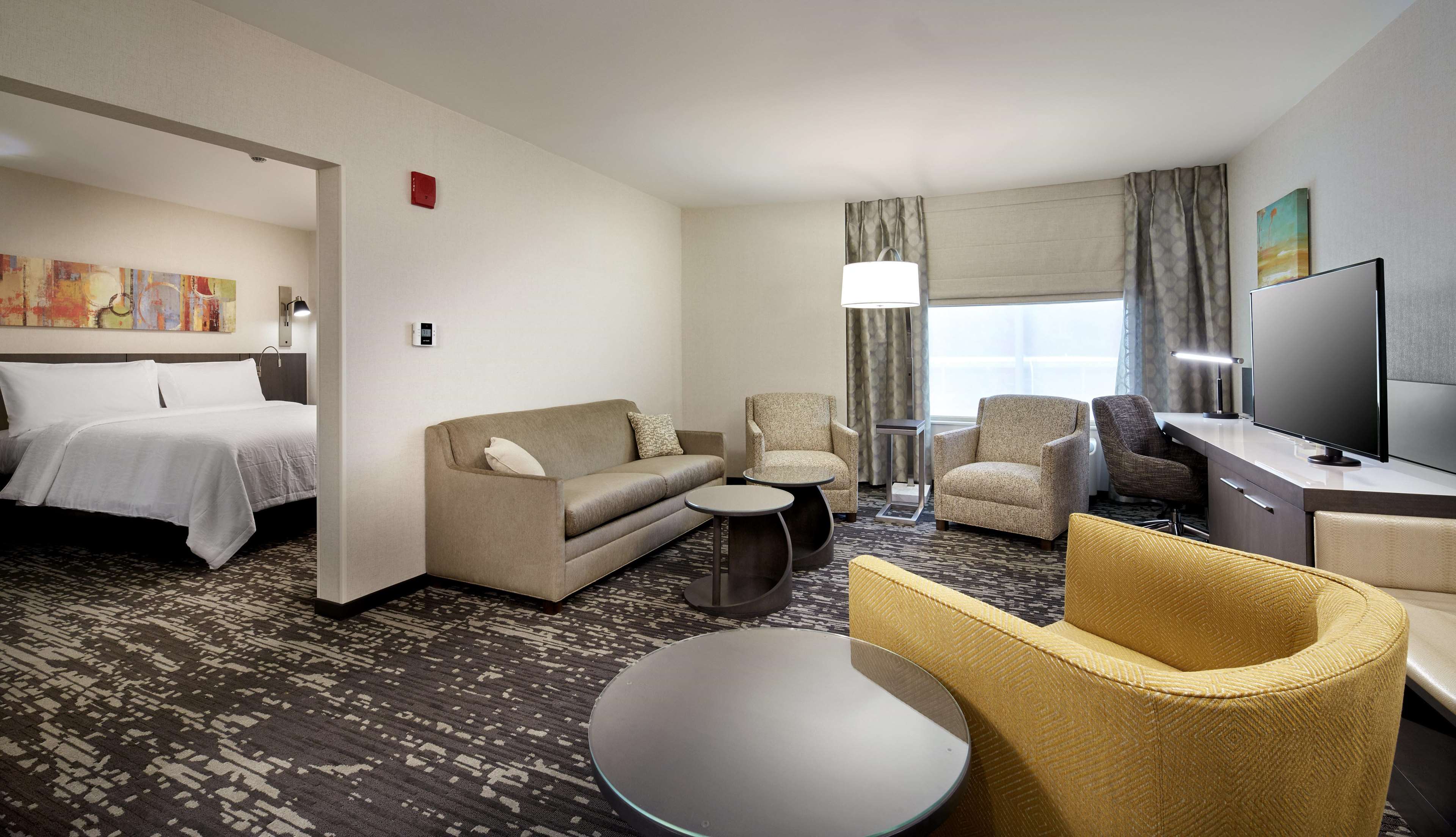 Hilton Garden Inn Roslyn Photo