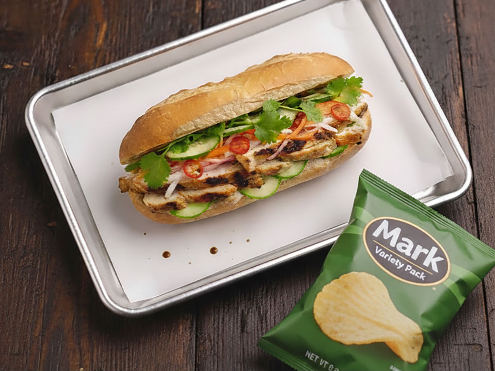 B2. Chicken Banh Mi