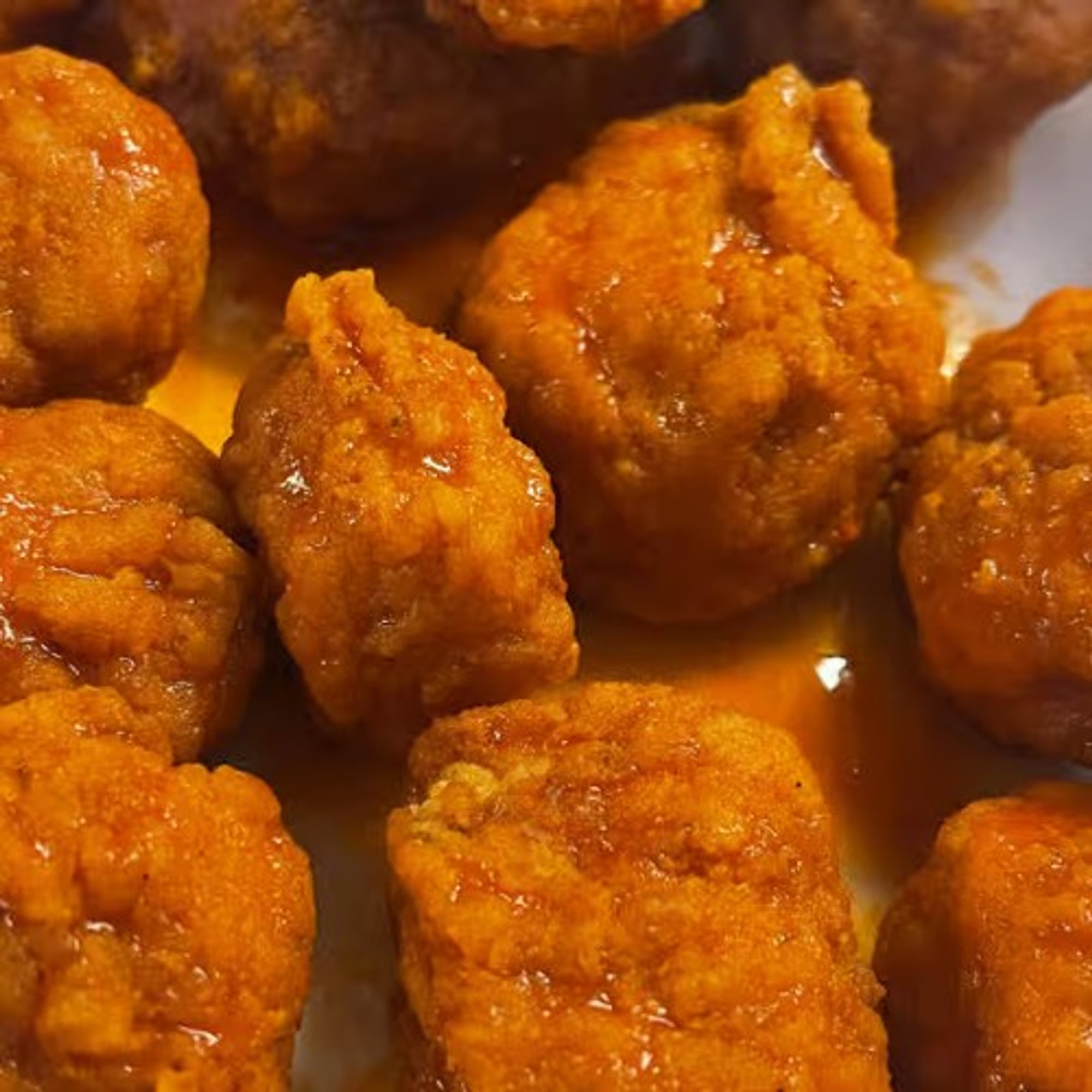 Boneless Chicken Wings (1/2 Dozen)