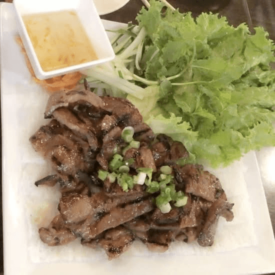59. Thin Vermicelli with Grilled Pork / Bánh Hỏi Thịt Nướng