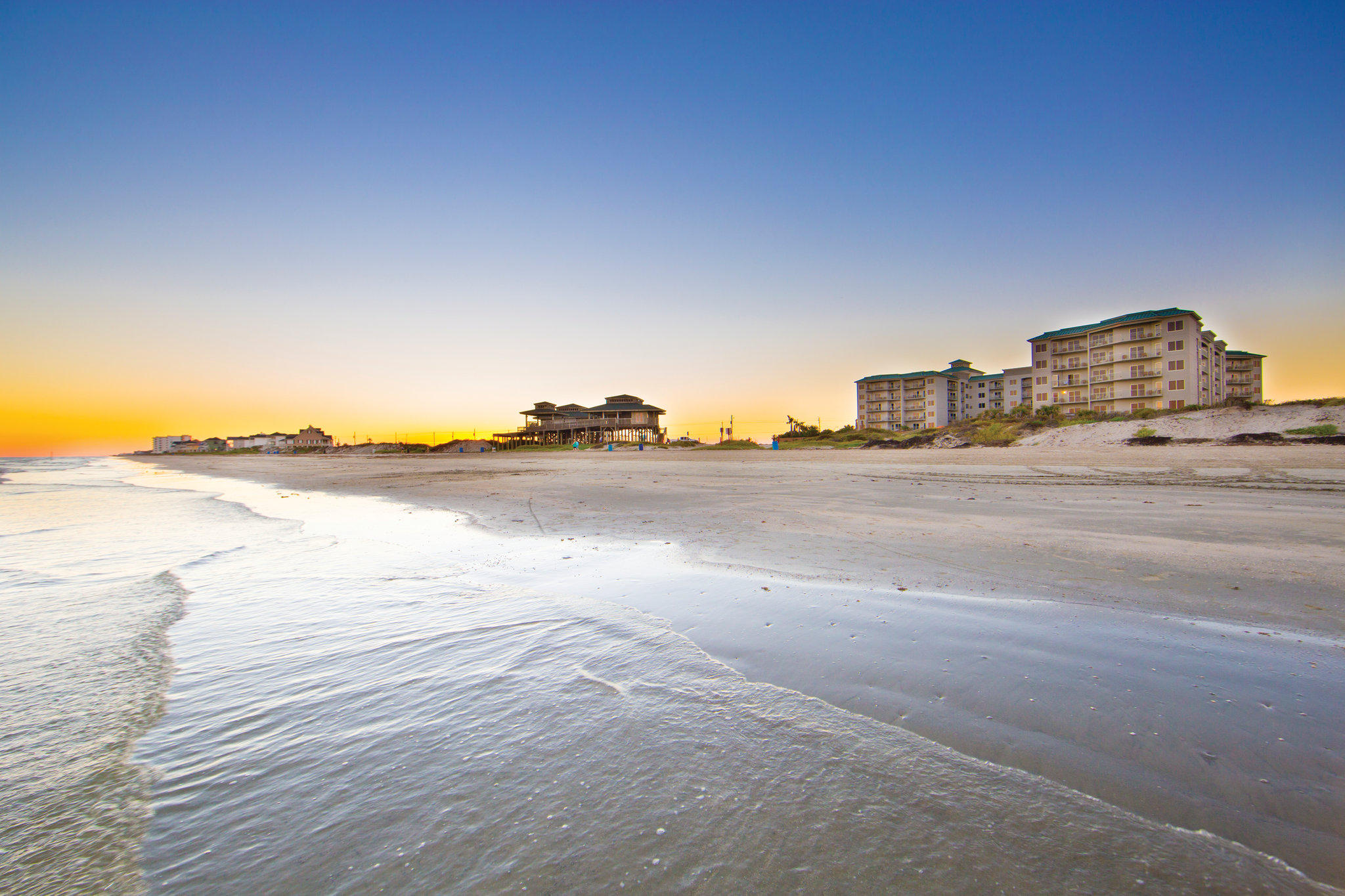 Holiday Inn Club Vacations Galveston Beach Resort Photo