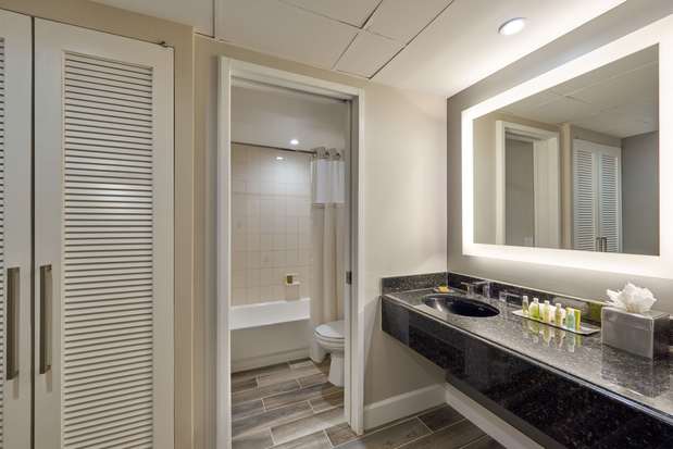 Images Bahia Mar Fort Lauderdale Beach - a DoubleTree by Hilton Hotel