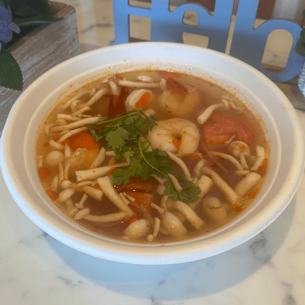 Tom Yum (Hot and Sour Soup) (Large)
