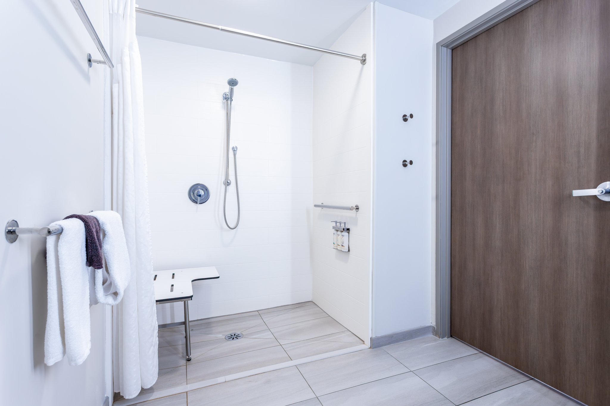 Holiday Inn Express & Suites Lancaster by IHG Image