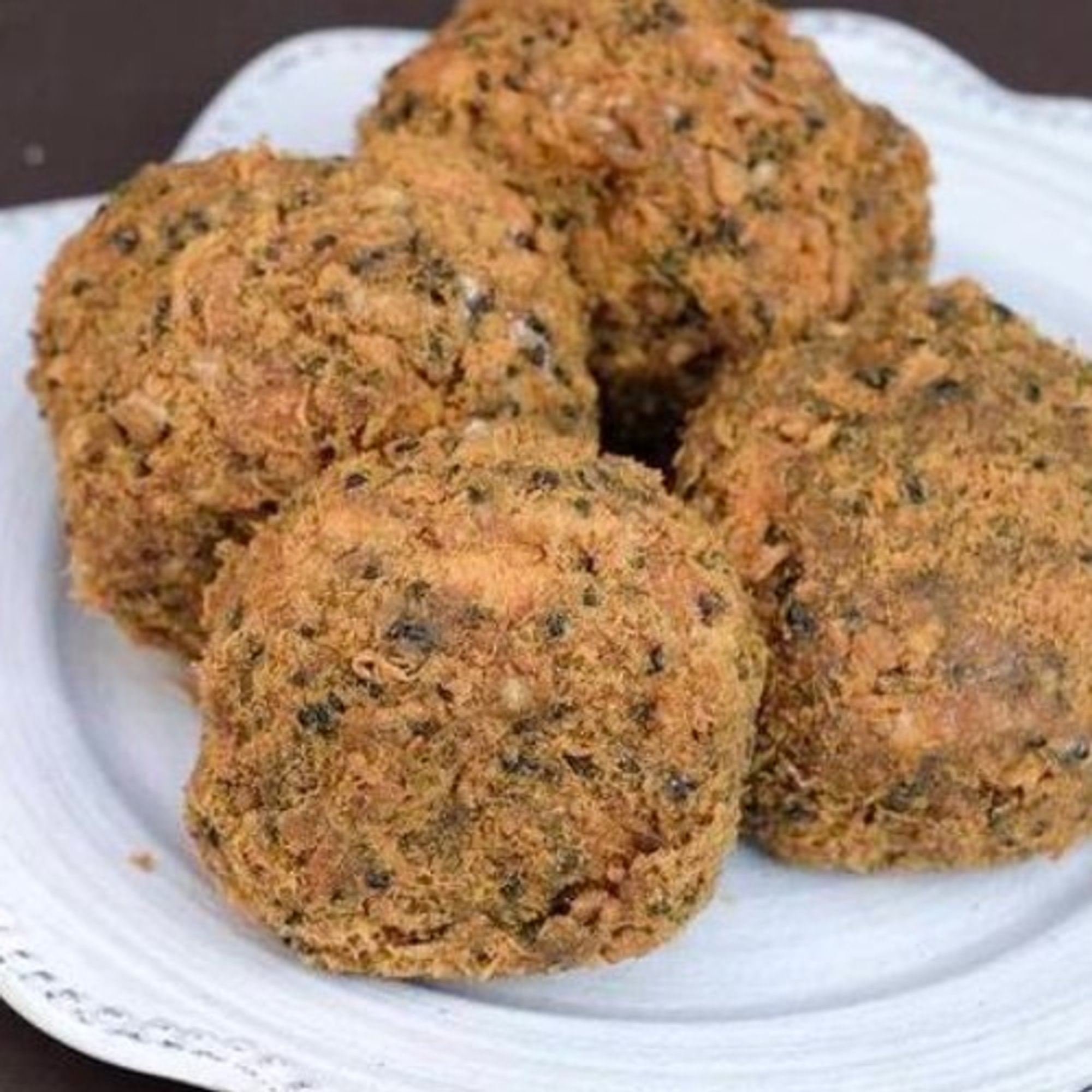 Black Truffle Pork Song Song (黑松露肉松小贝) (4 pcs)