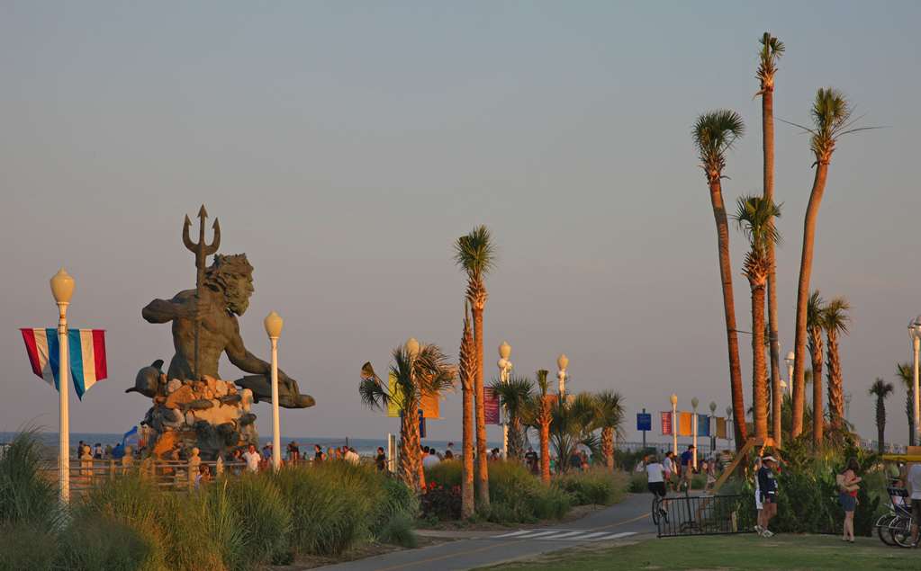 Hampton Inn Virginia Beach-Oceanfront North Image