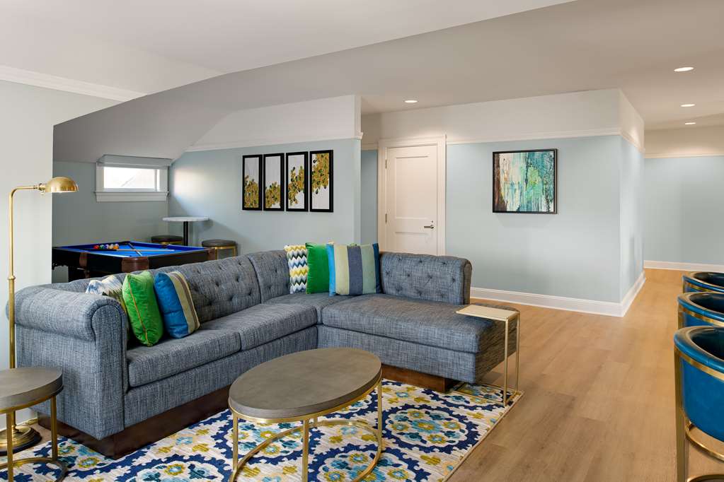 Hayes Mansion San Jose, Curio Collection by Hilton Image