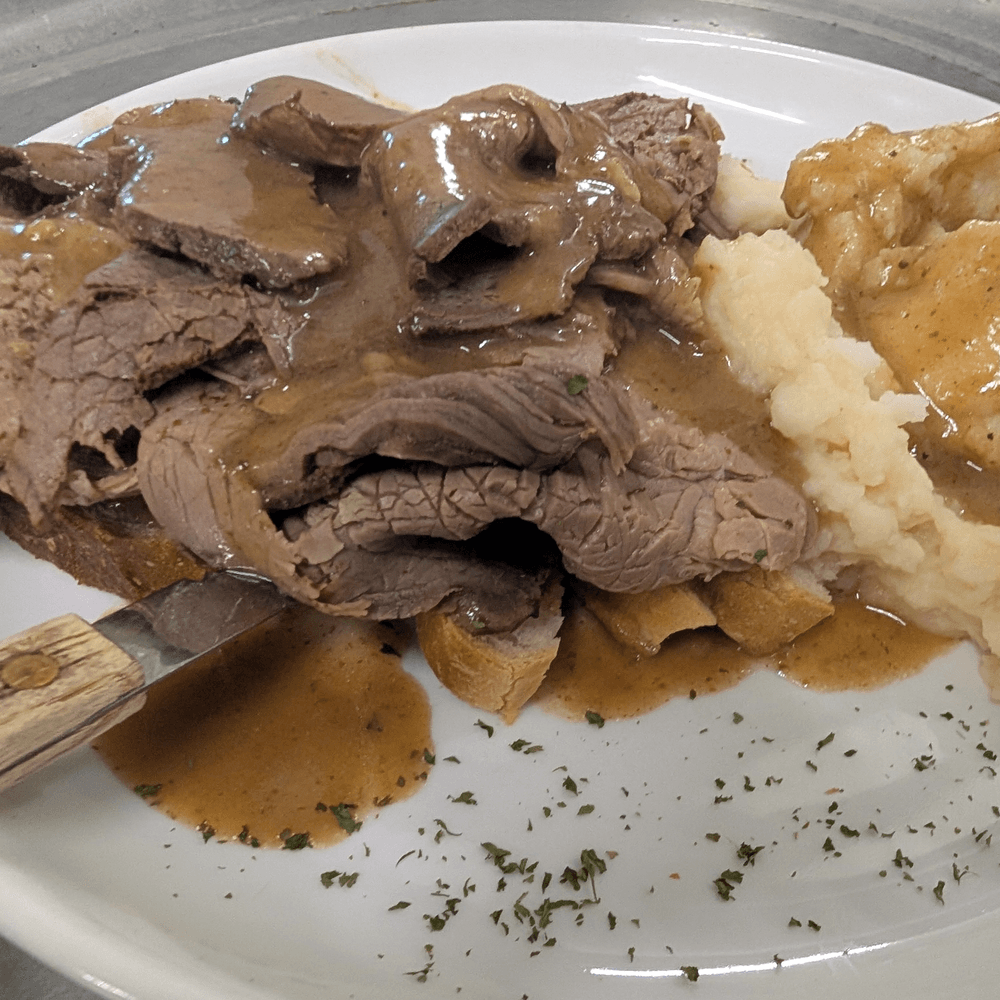 Hot Roast Beef Sandwich Dinner