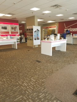 Verizon Authorized Retailer - TCC Photo