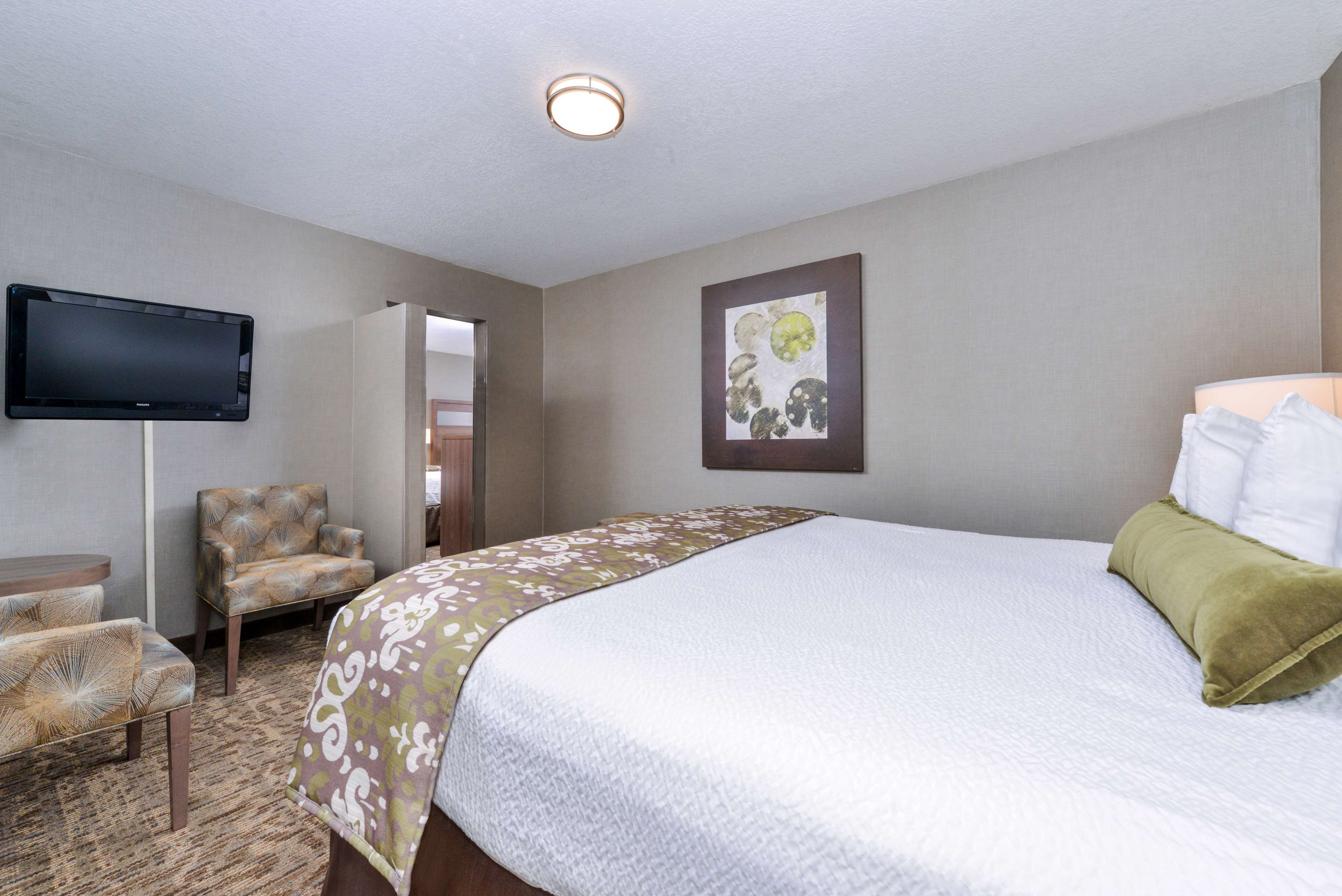 Best Western Plus Anaheim Inn Photo