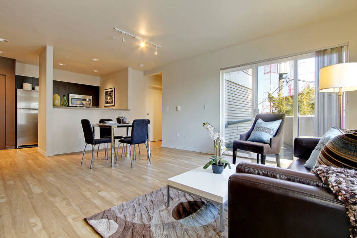 Madison Crossing Apartments Image