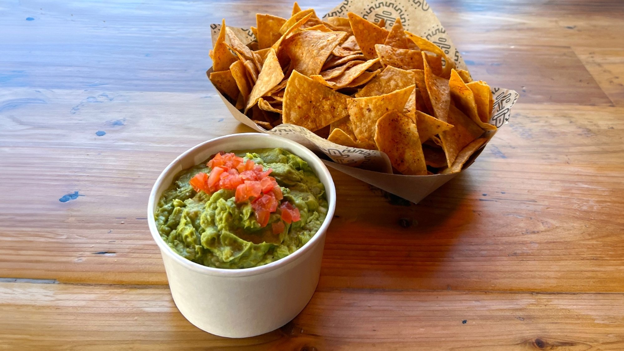 Picoso Party Guac & Chips