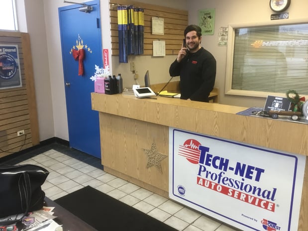 Images Des Plaines Auto Clinic & Tire