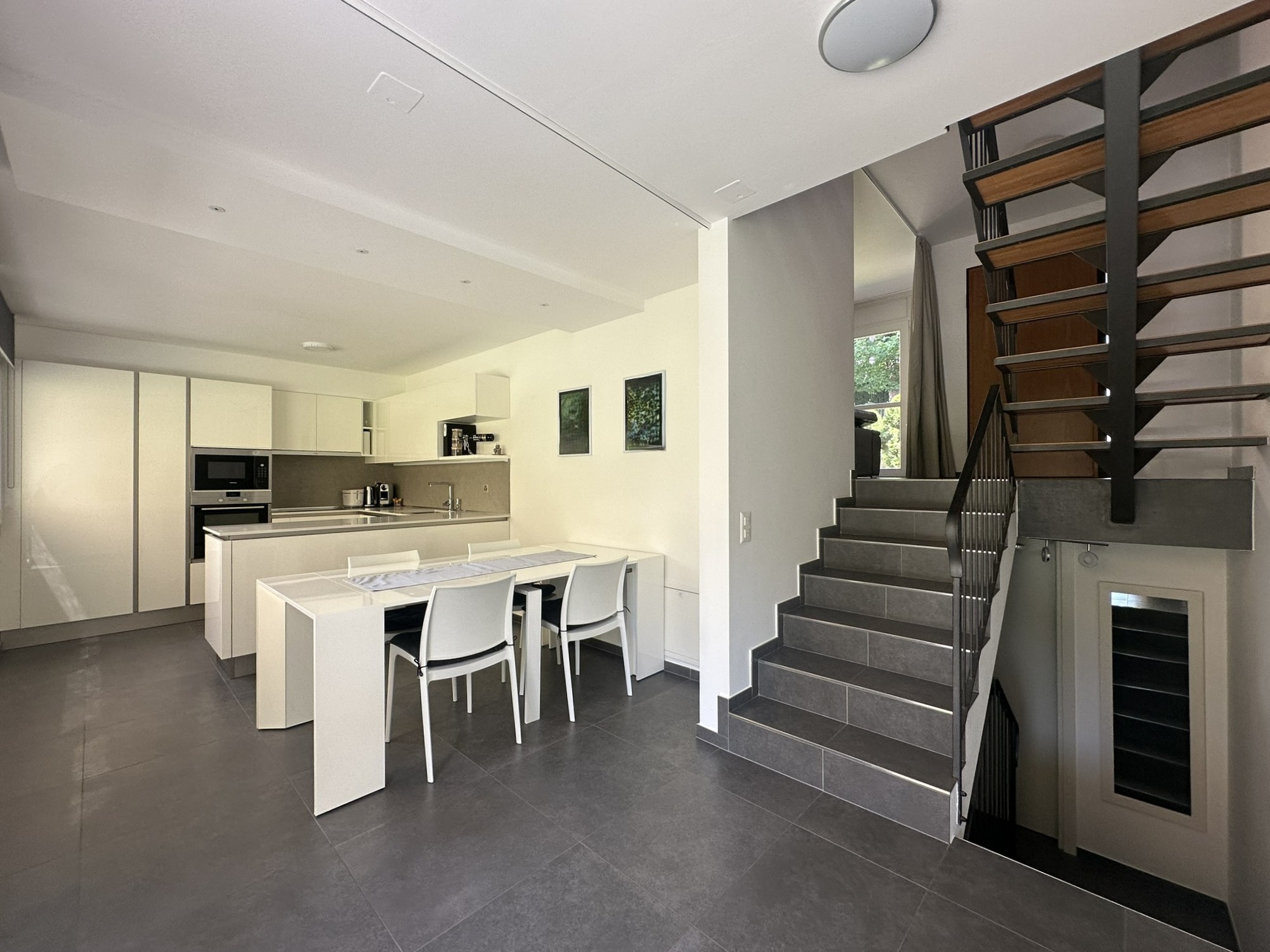 Breganzona: 5.5-room townhouse with a garden