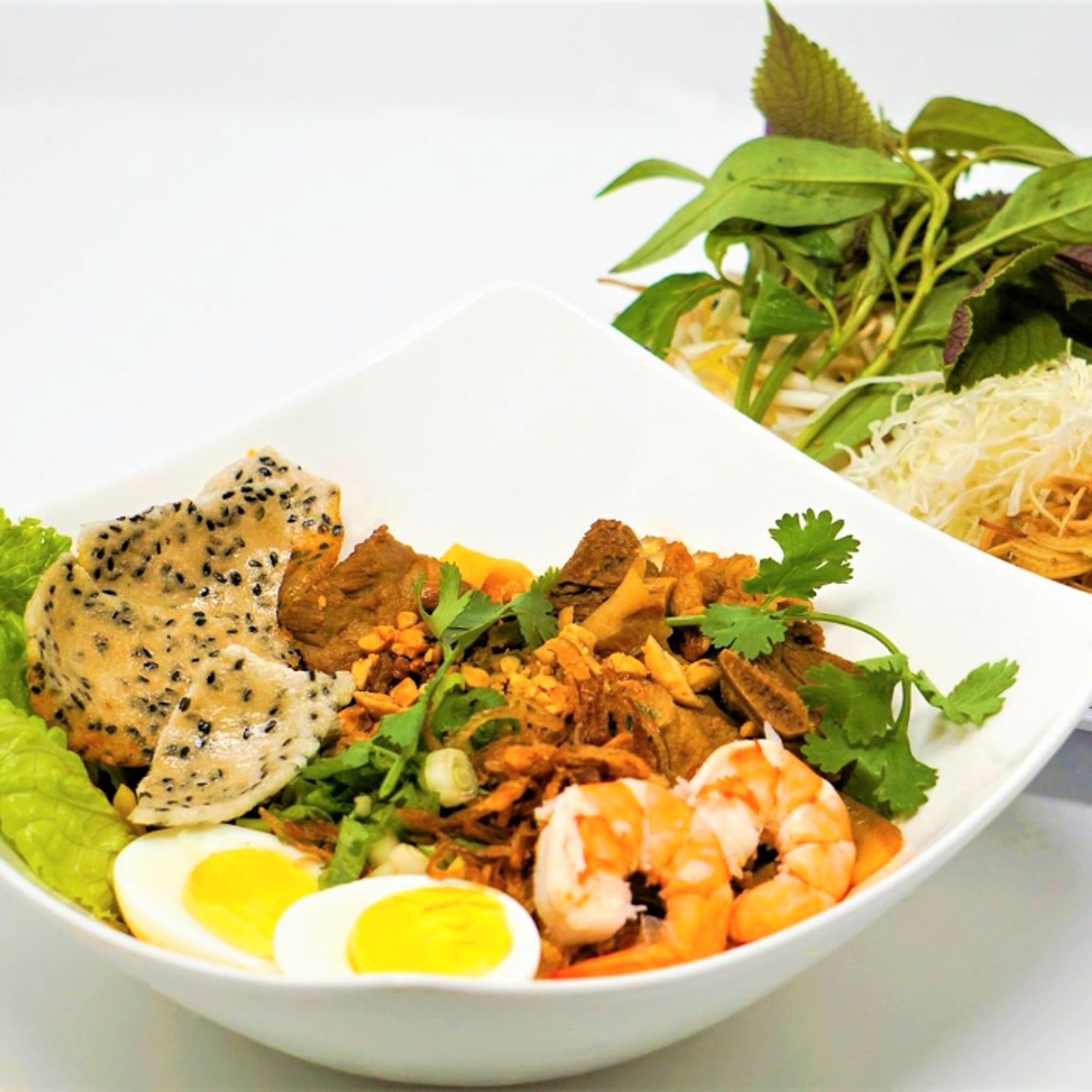 Yellow Flat Noodle - Mì Quảng