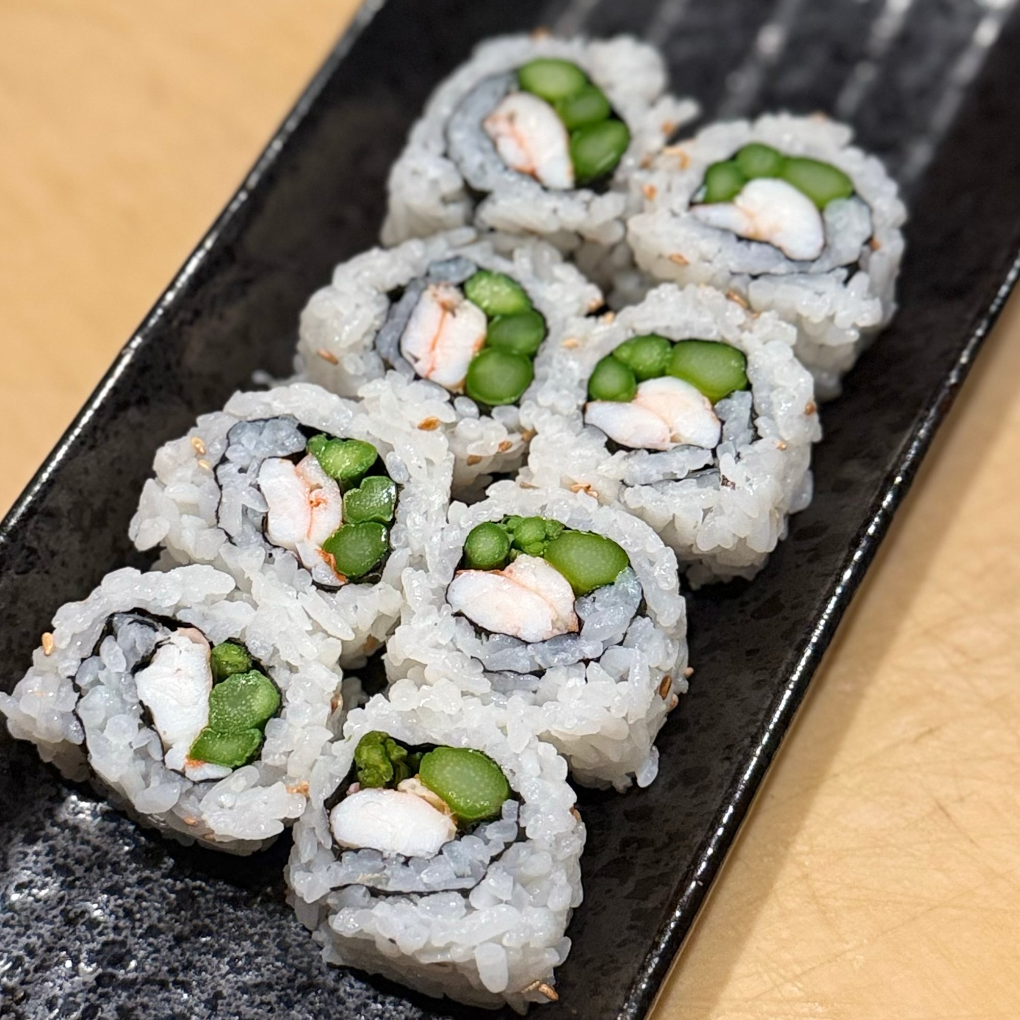 Shrimp asparagus roll