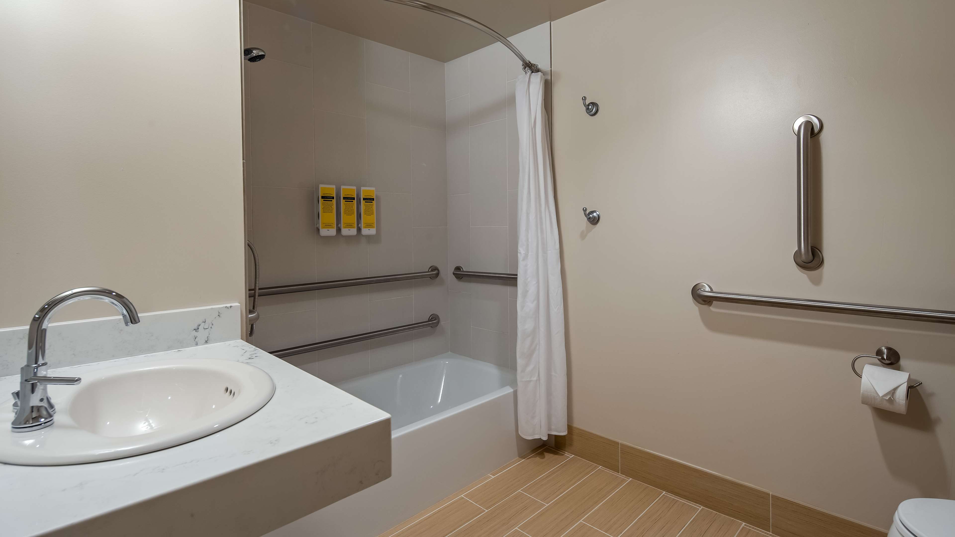 Best Western Plus Bellingham Photo