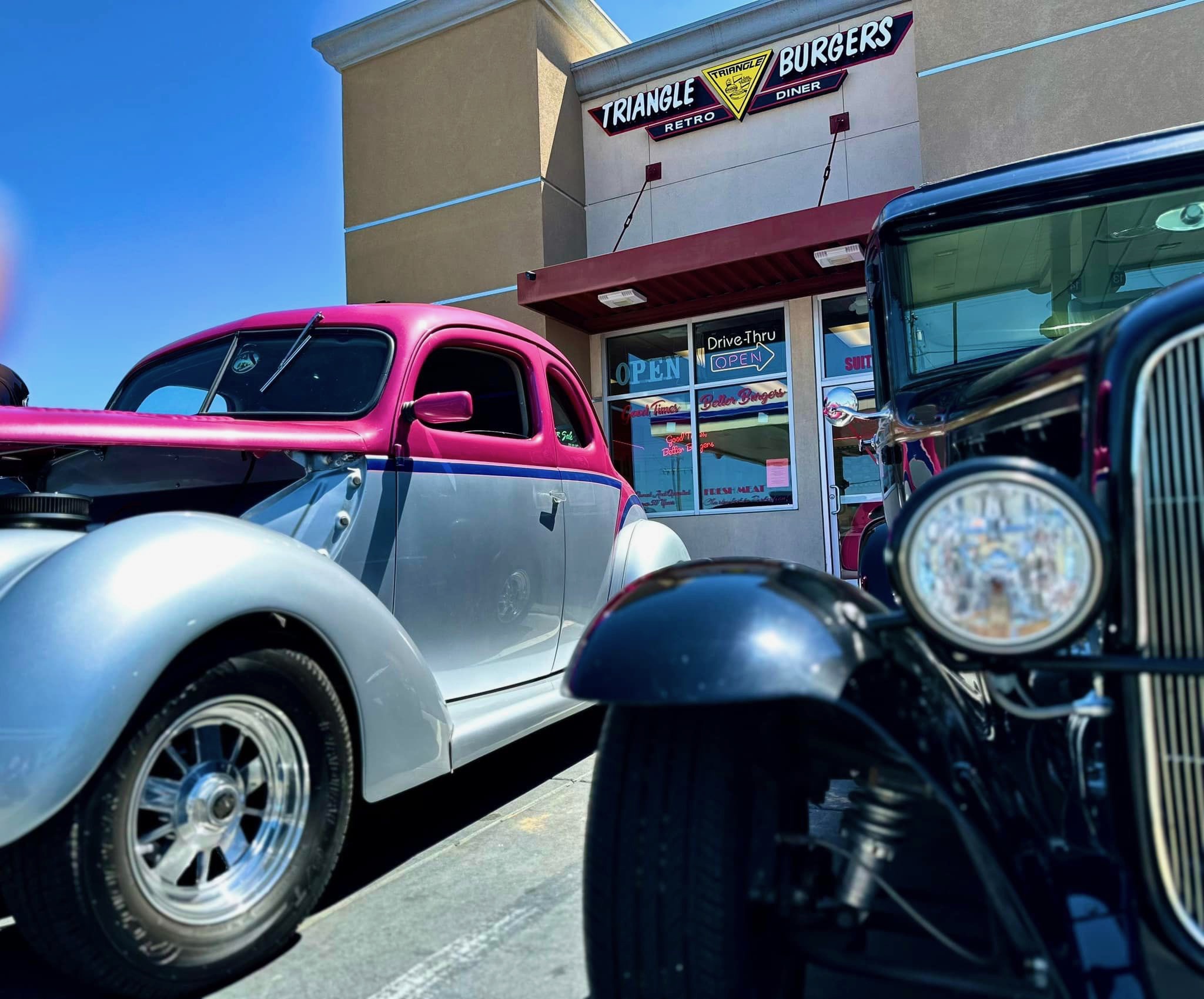 Triangle Drive in Burgers(180/Brawley) Image