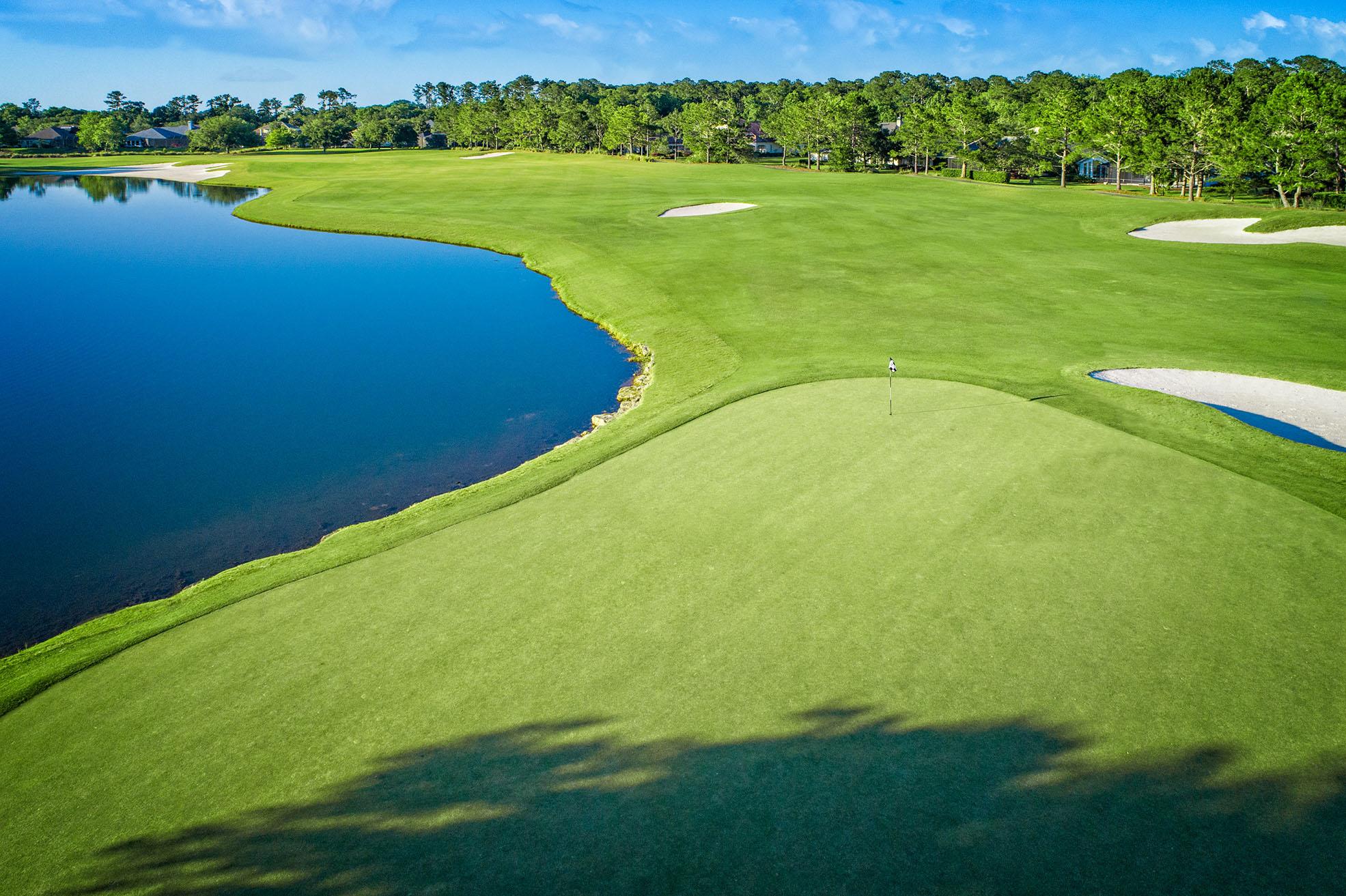 King & Bear Golf Course Image