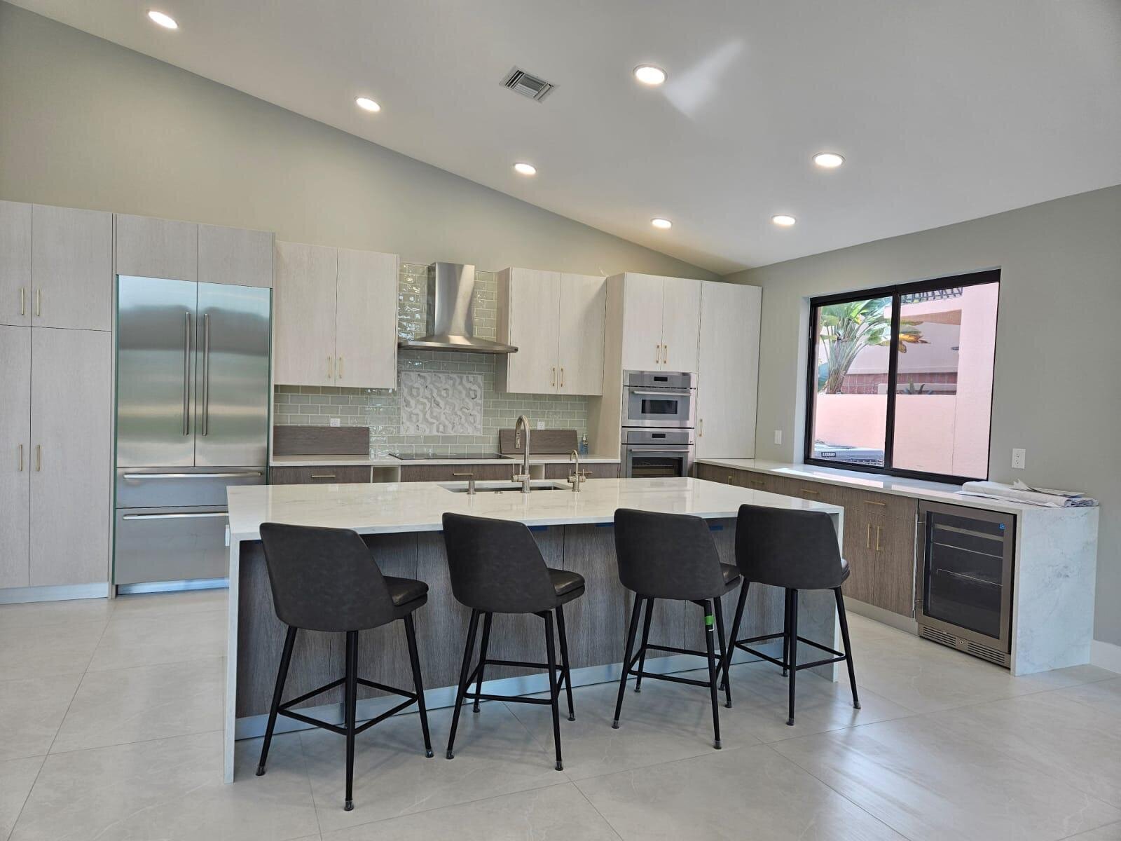 Queen Bee Maids Corp of Boca Raton & Coral Springs Image