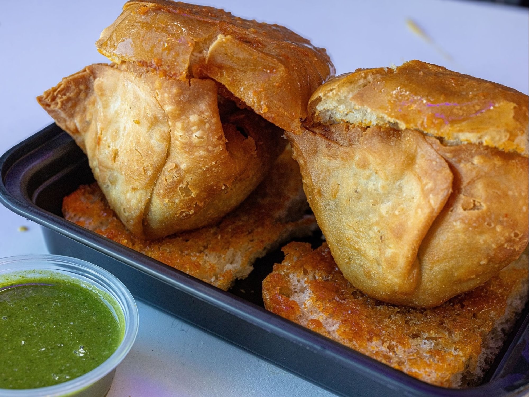 Samosa Pav (S)