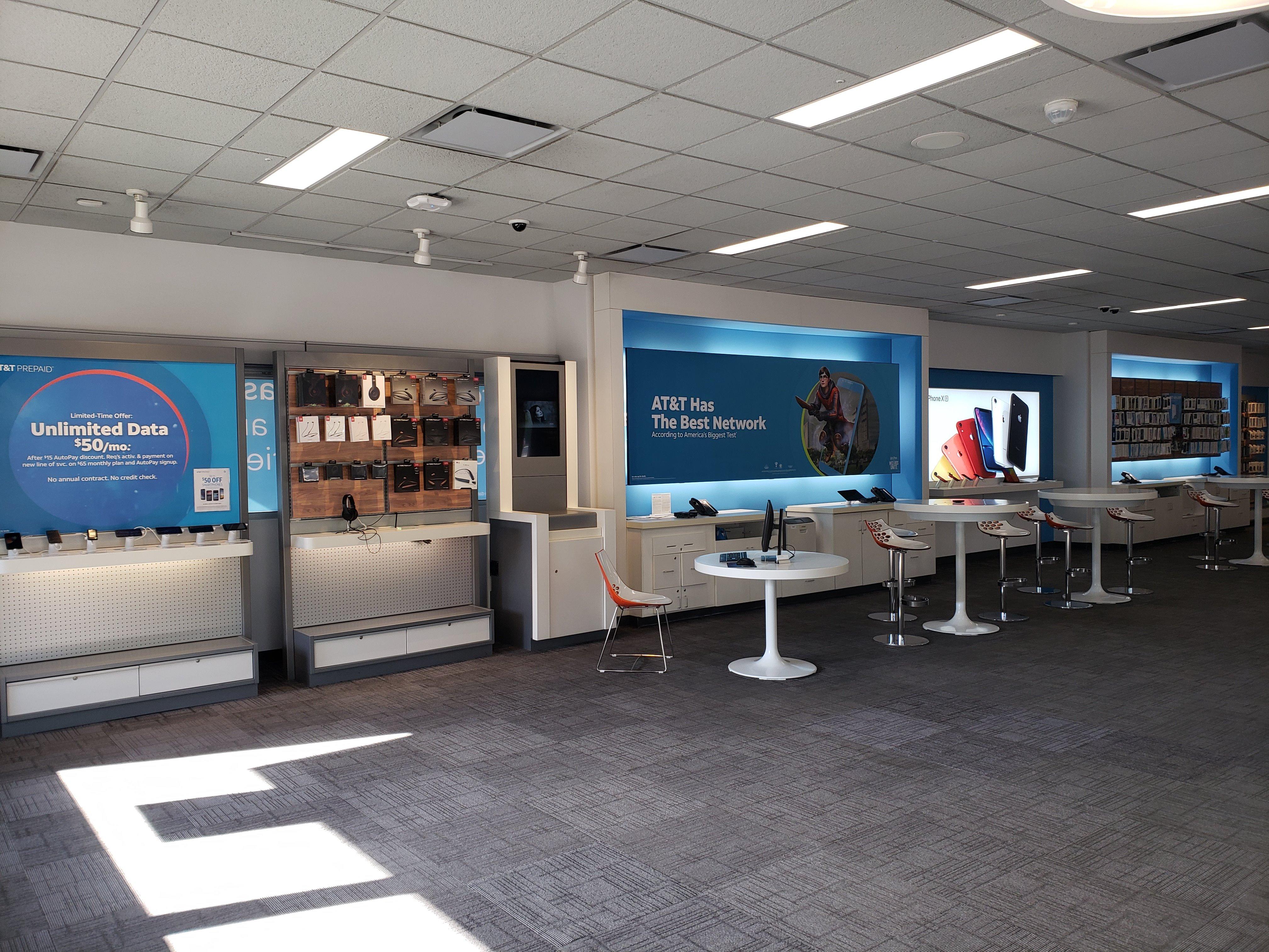 AT&T Store Photo