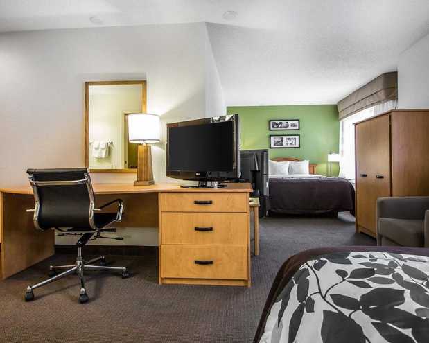 Images Sleep Inn & Suites Airport