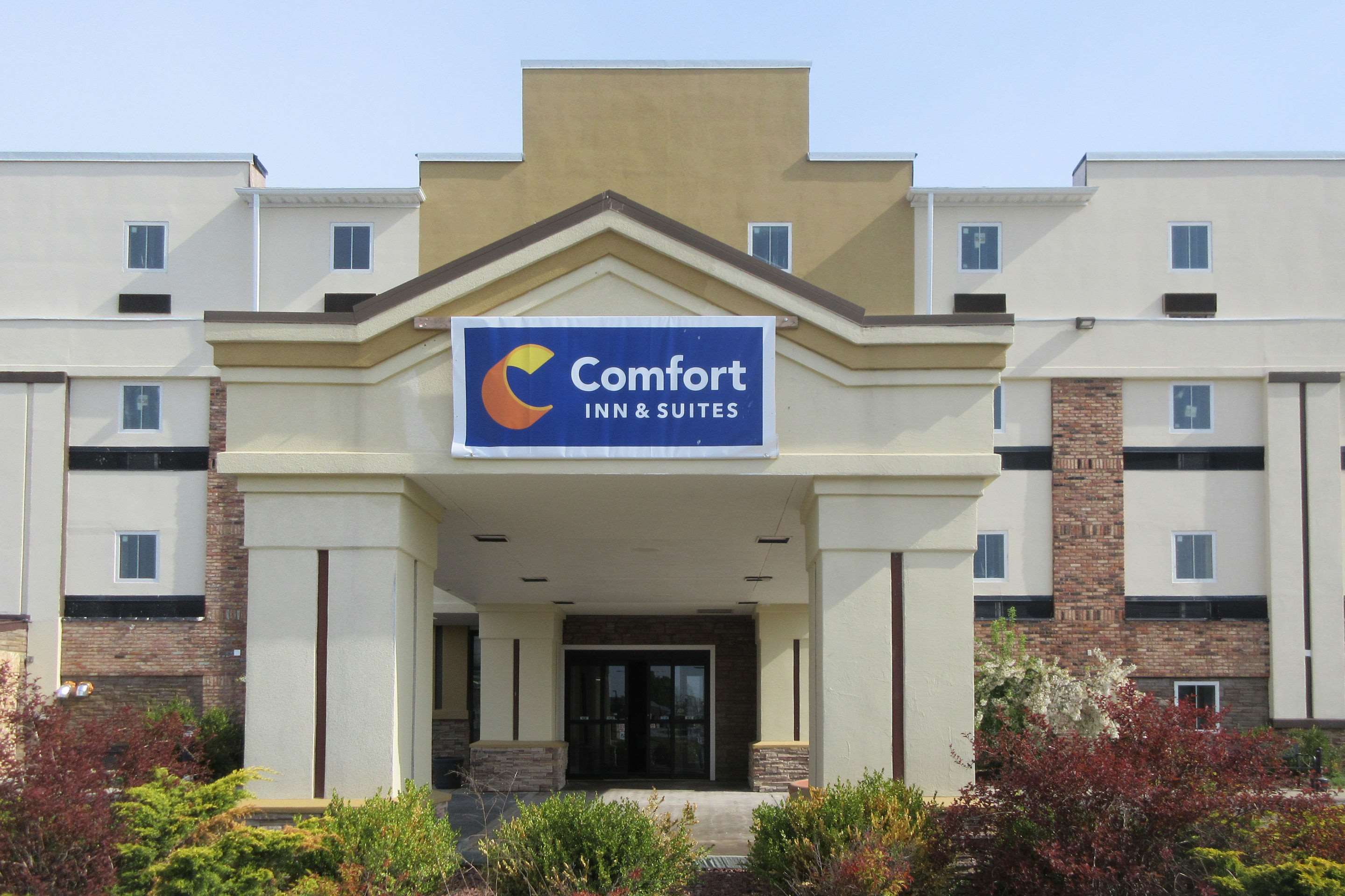 Comfort Inn & Suites Photo