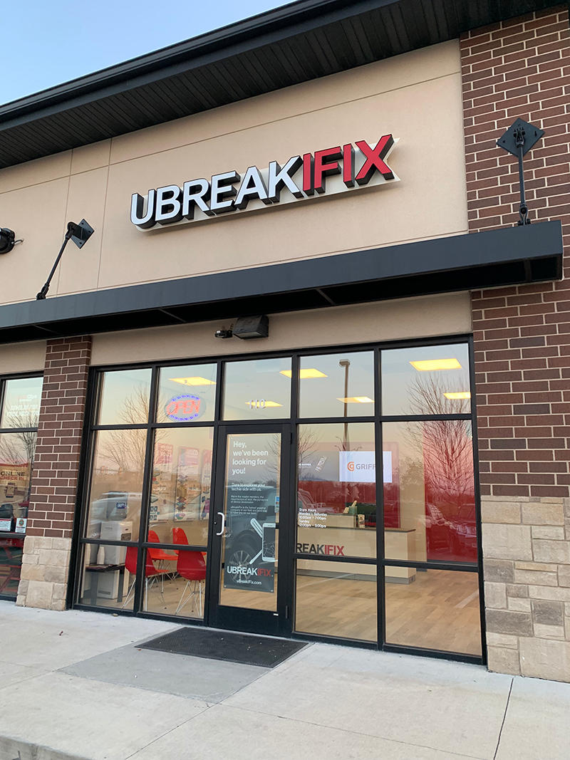 uBreakiFix Photo