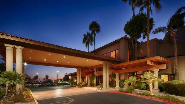 Images Best Western Plus Scottsdale Thunderbird Suites