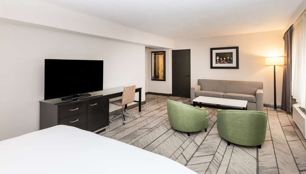 DoubleTree by Hilton Newark Penn Station Image