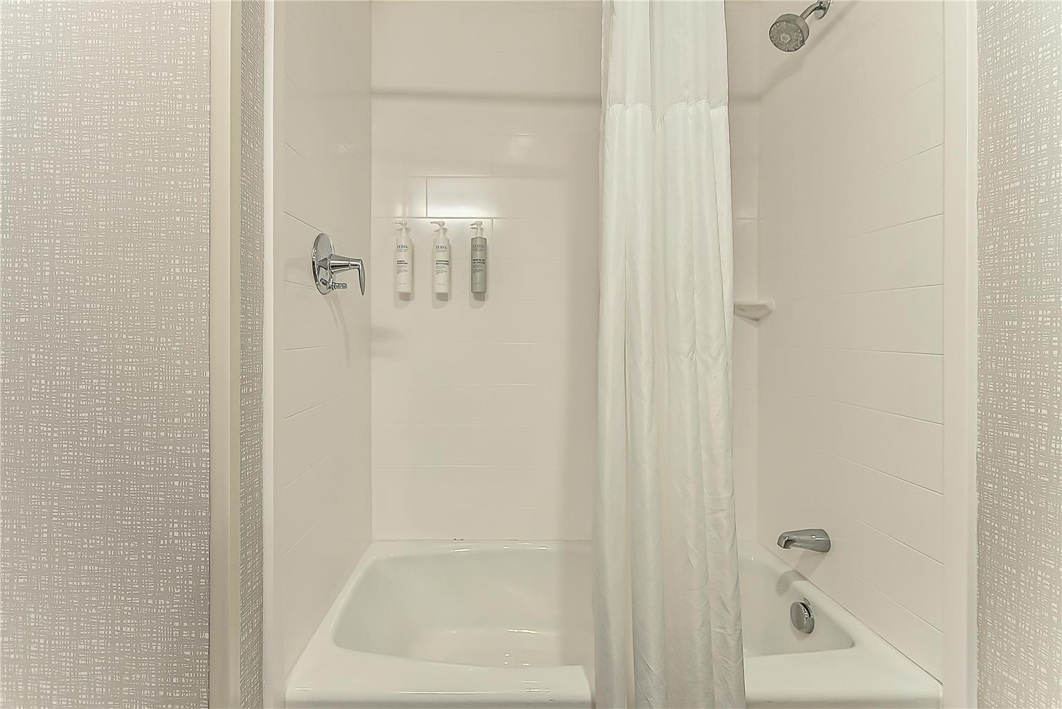 Hampton Inn & Suites Howell Image