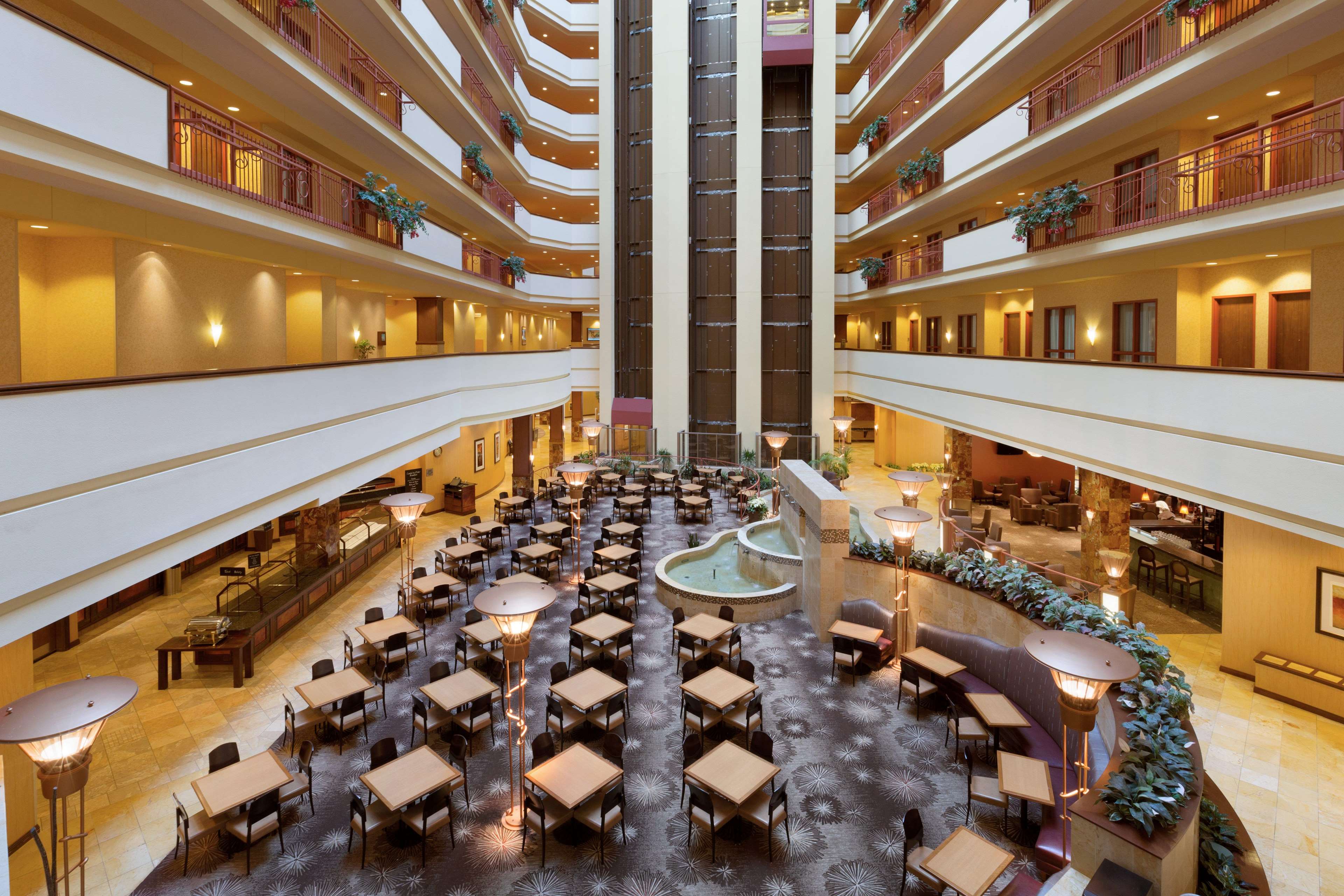 Embassy Suites by Hilton Dallas Frisco Hotel Convention Center & Spa Photo