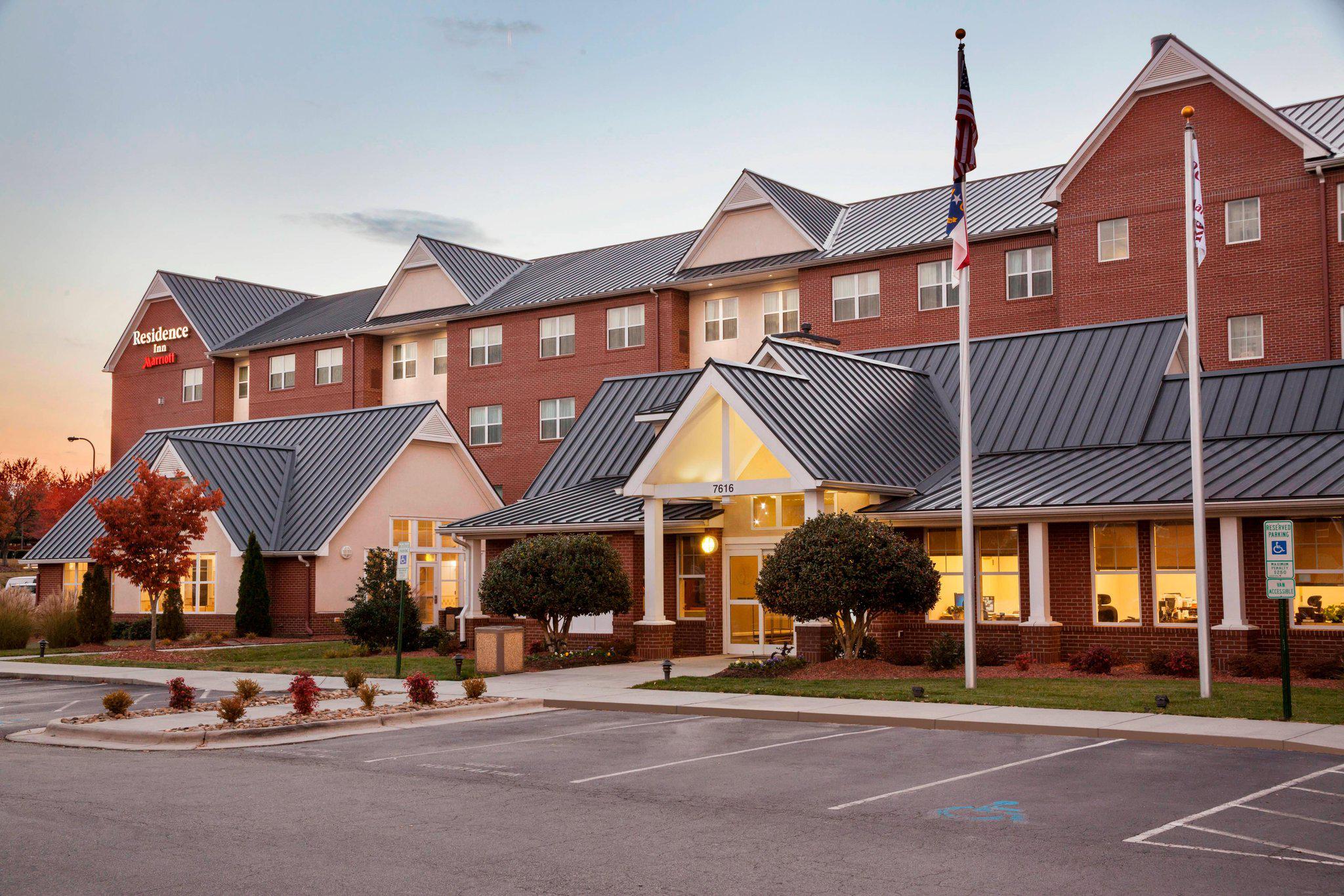 Residence Inn by Marriott Greensboro Airport Photo