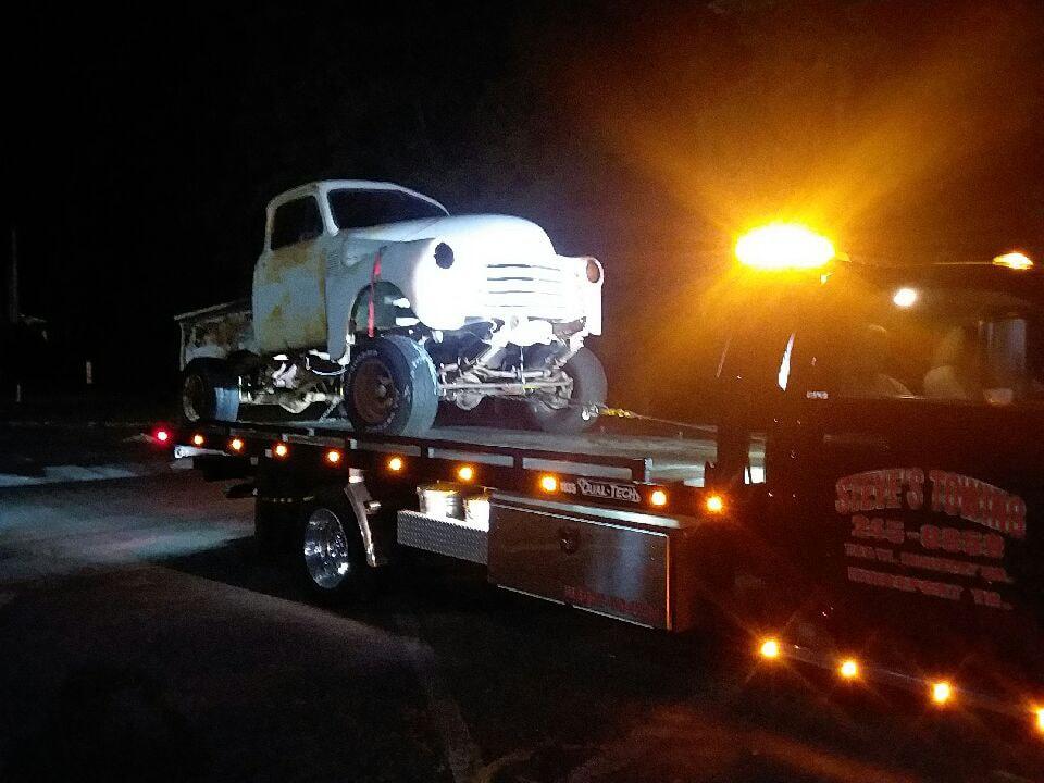 Steve's Towing Photo