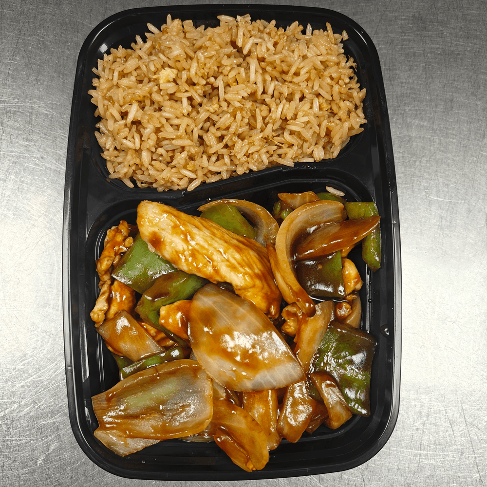 Chicken with Green Pepper and Onion