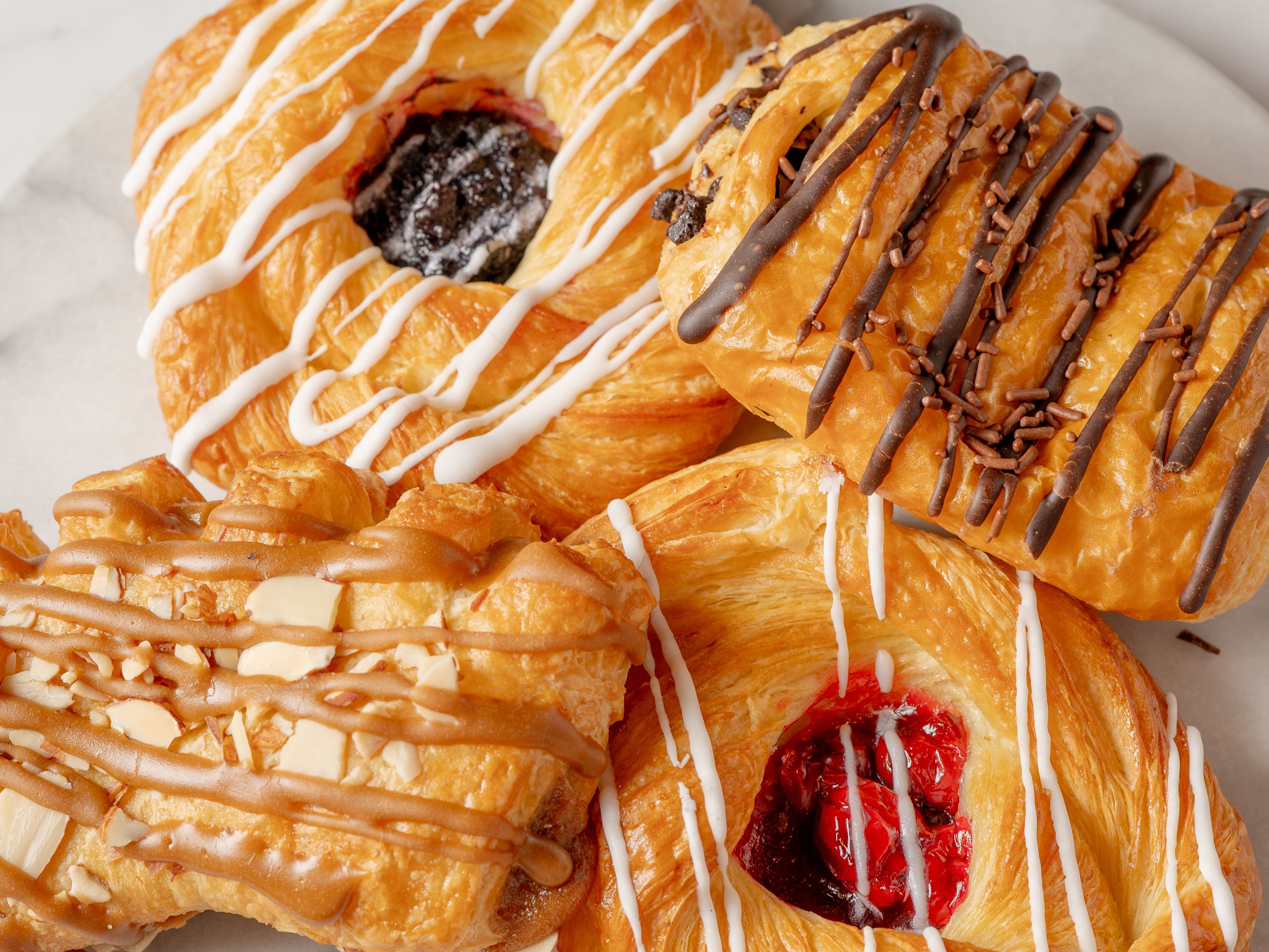 CROISSANTS & DANISH