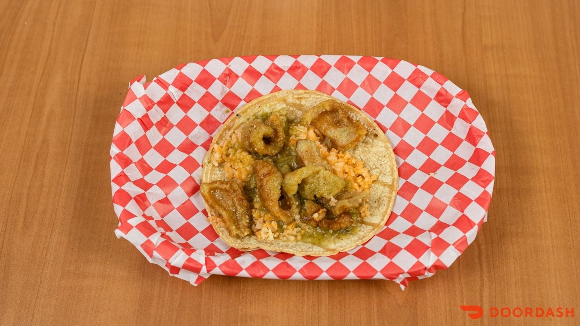 Taco de Chicharrón en Salsa