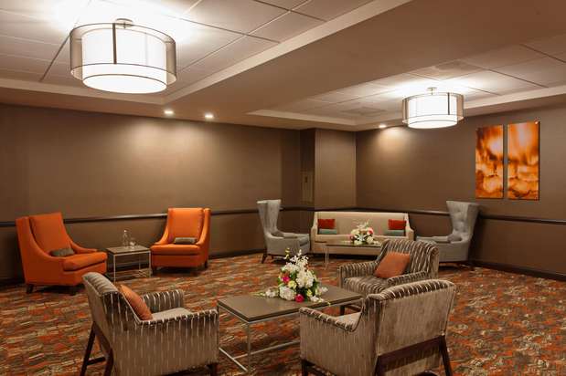Images DoubleTree by Hilton Hotel San Bernardino