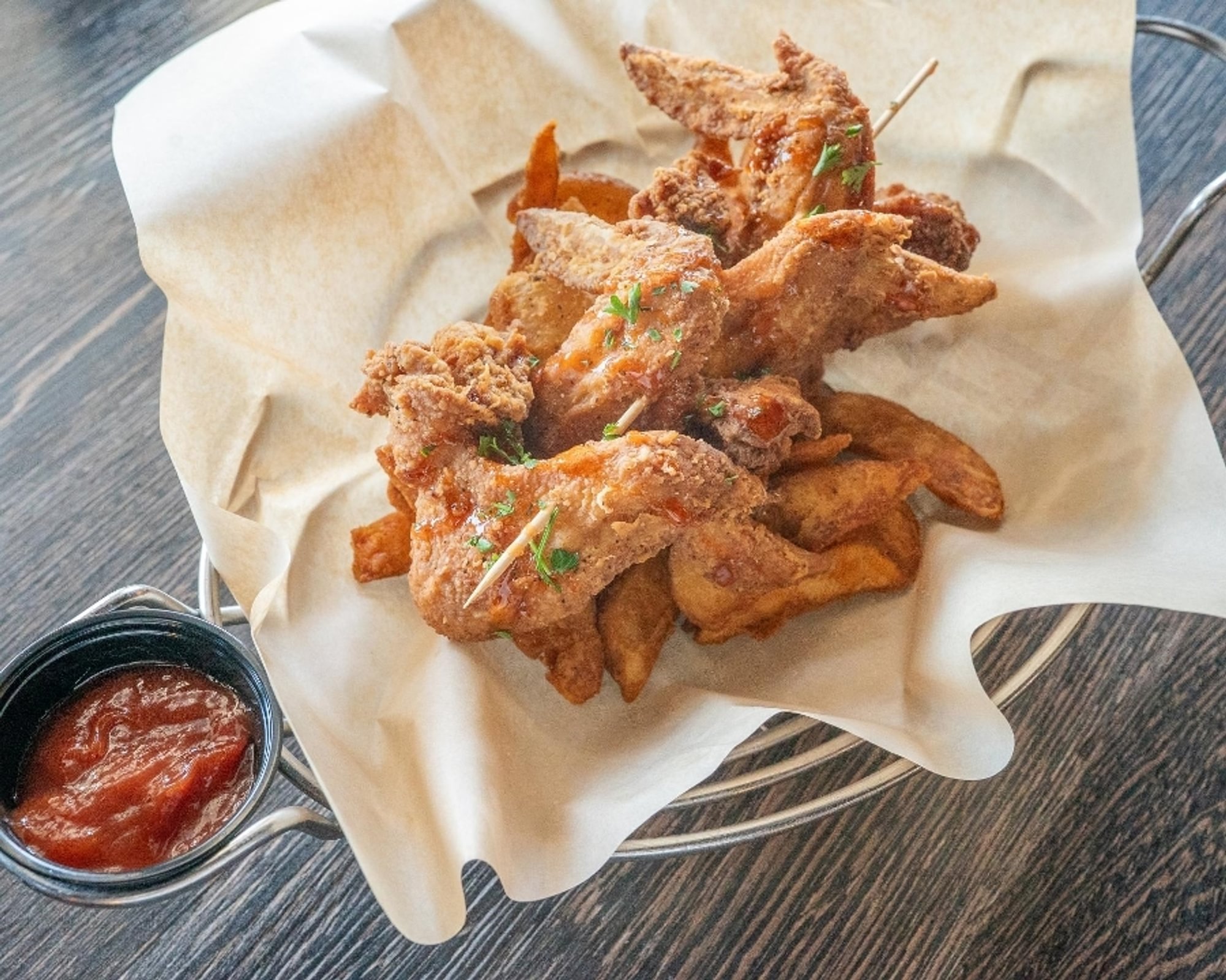 JAM-UP WING BASKIT