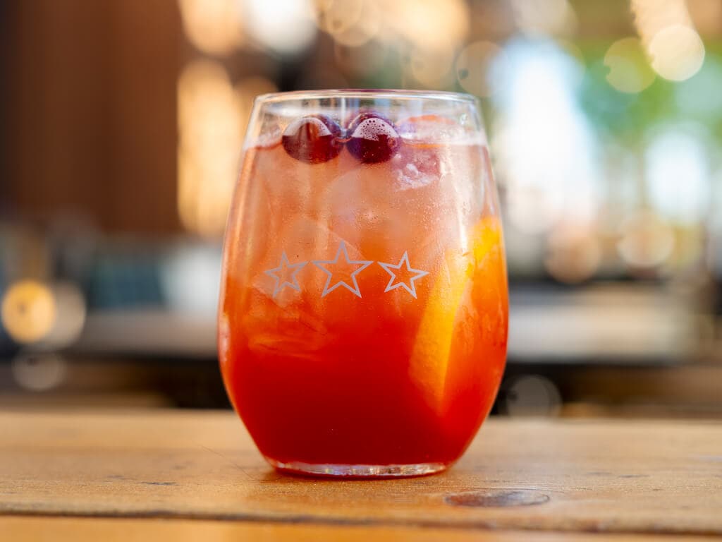 VERY BERRY SPRITZ