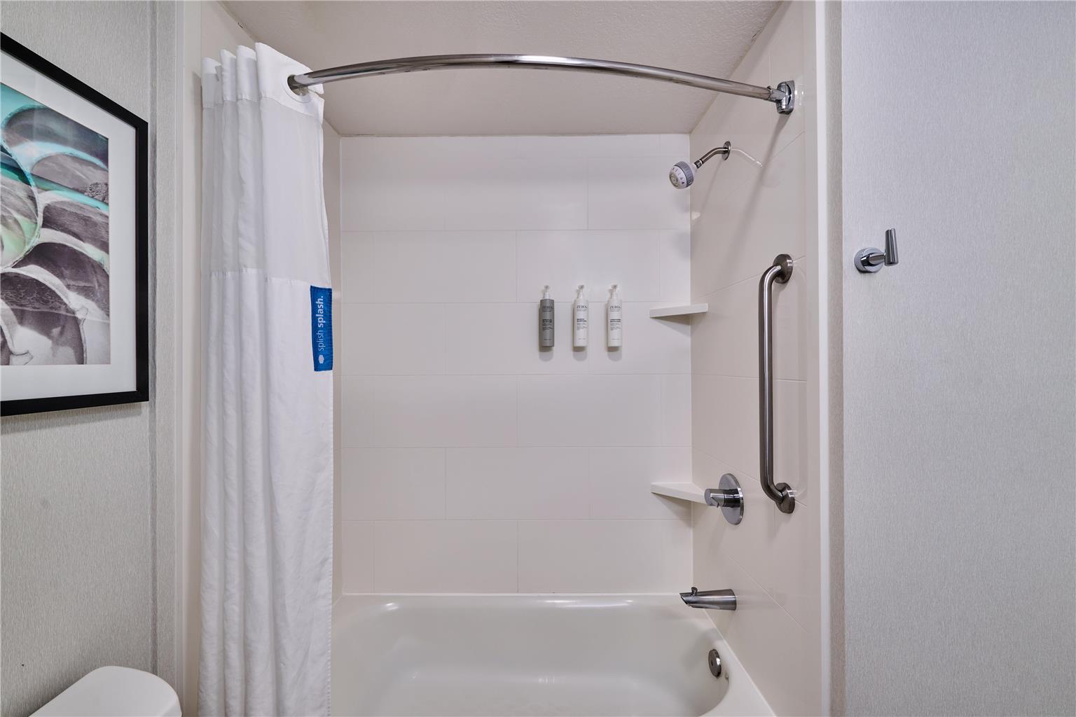 Hampton Inn and Suites Hermosa Beach Image