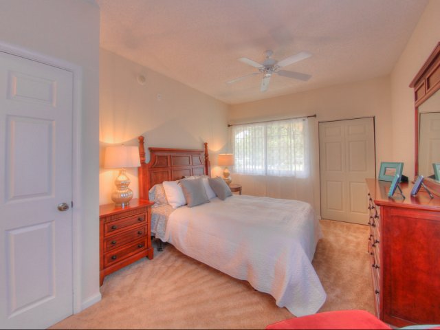 Polo Glen Image