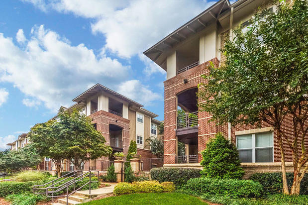 Images Camden Dilworth Apartments