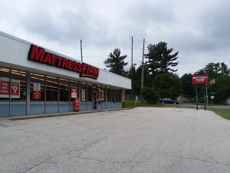 Mattress Firm Brookhaven Photo