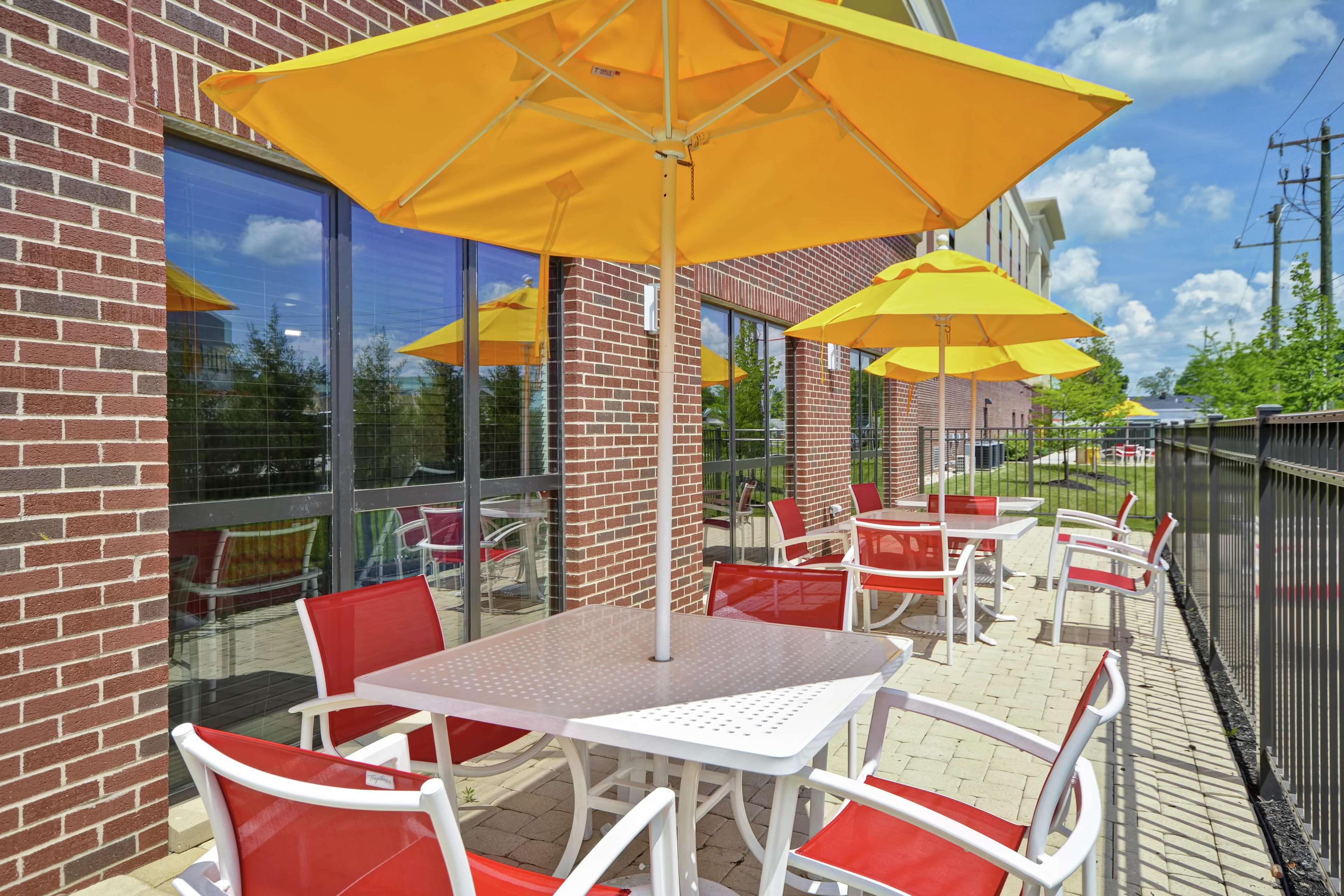 Hampton Inn Cincinnati/Blue Ash Photo