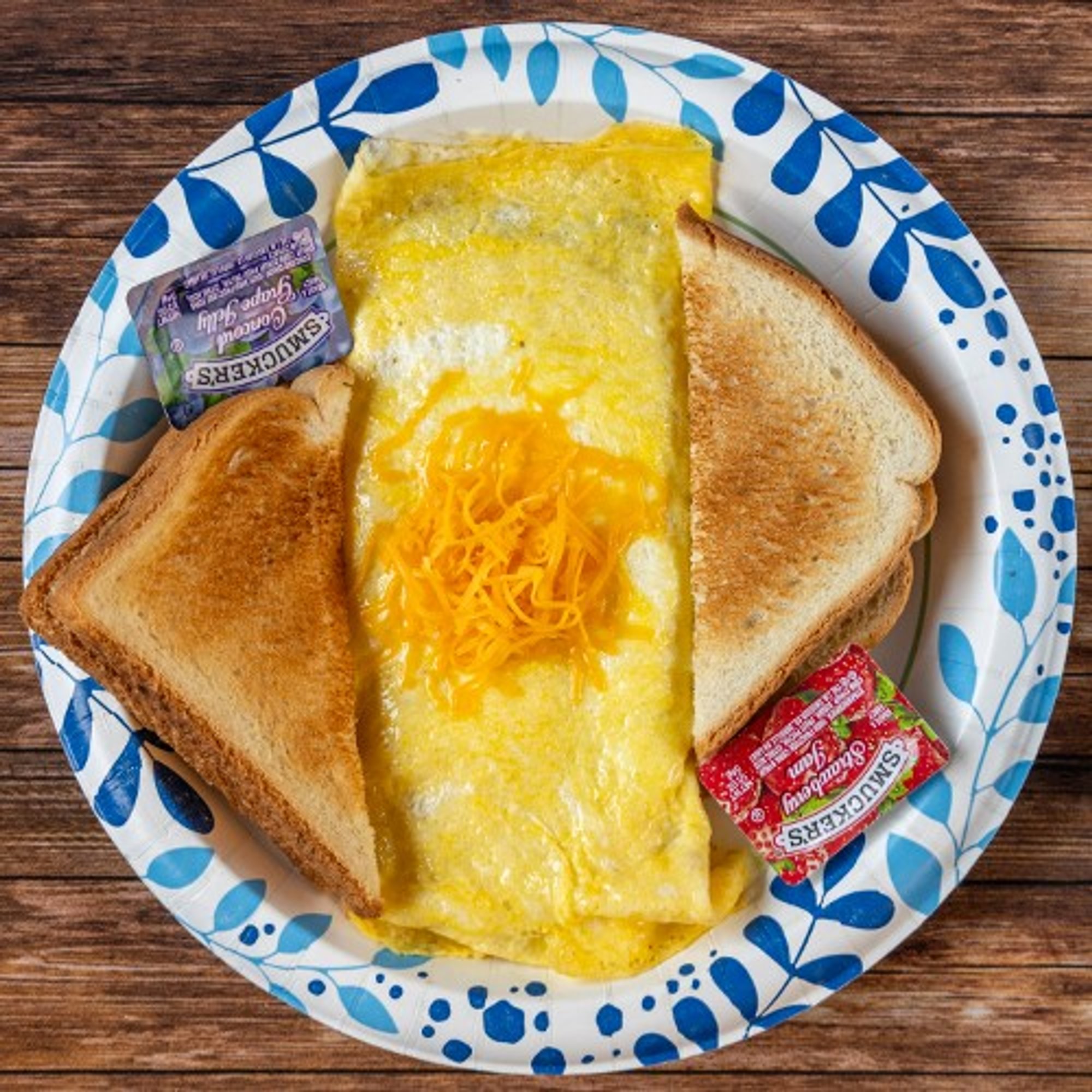 Sausage and Cheese Omelet with Toast