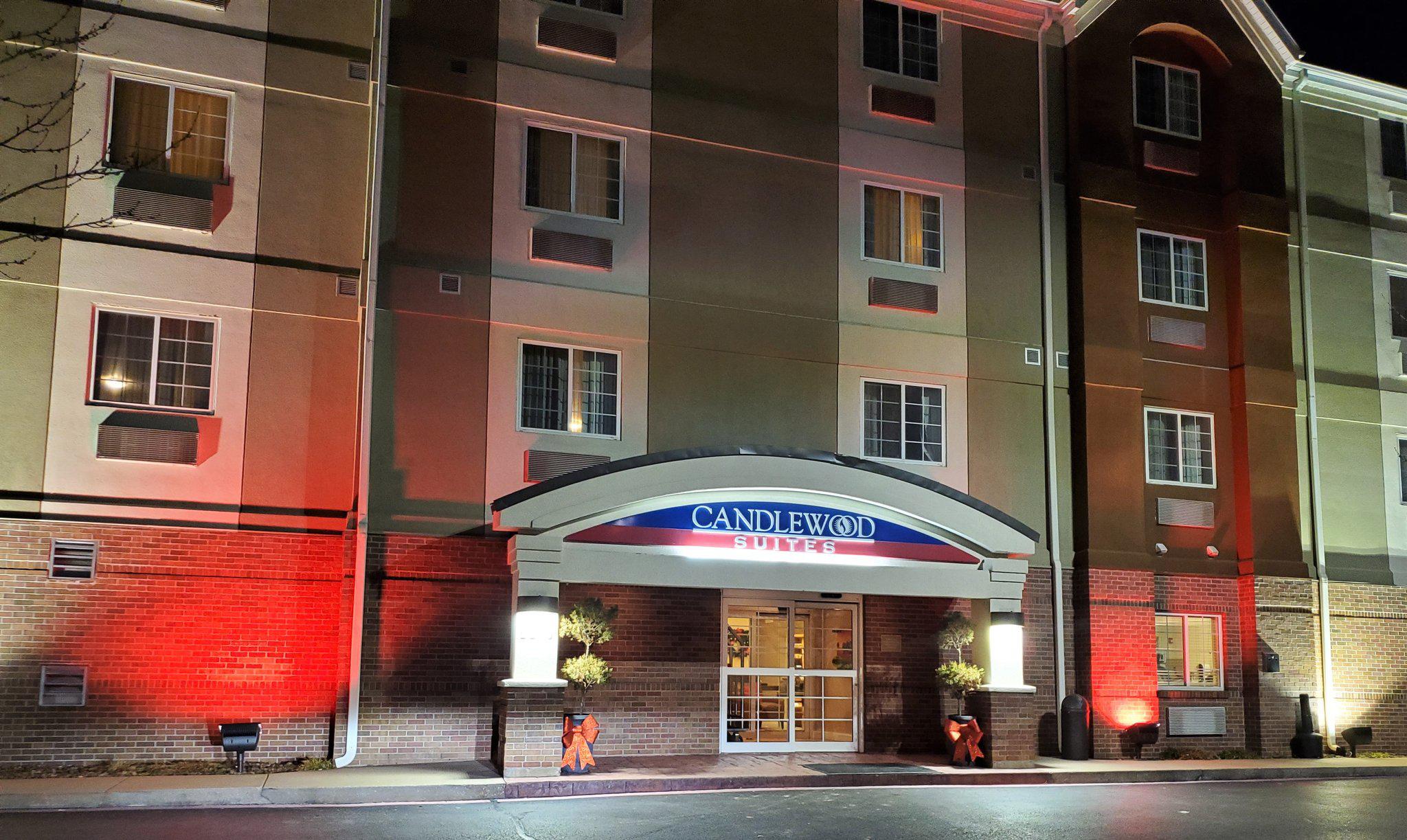 Candlewood Suites Fayetteville-Univ of Arkansas Photo