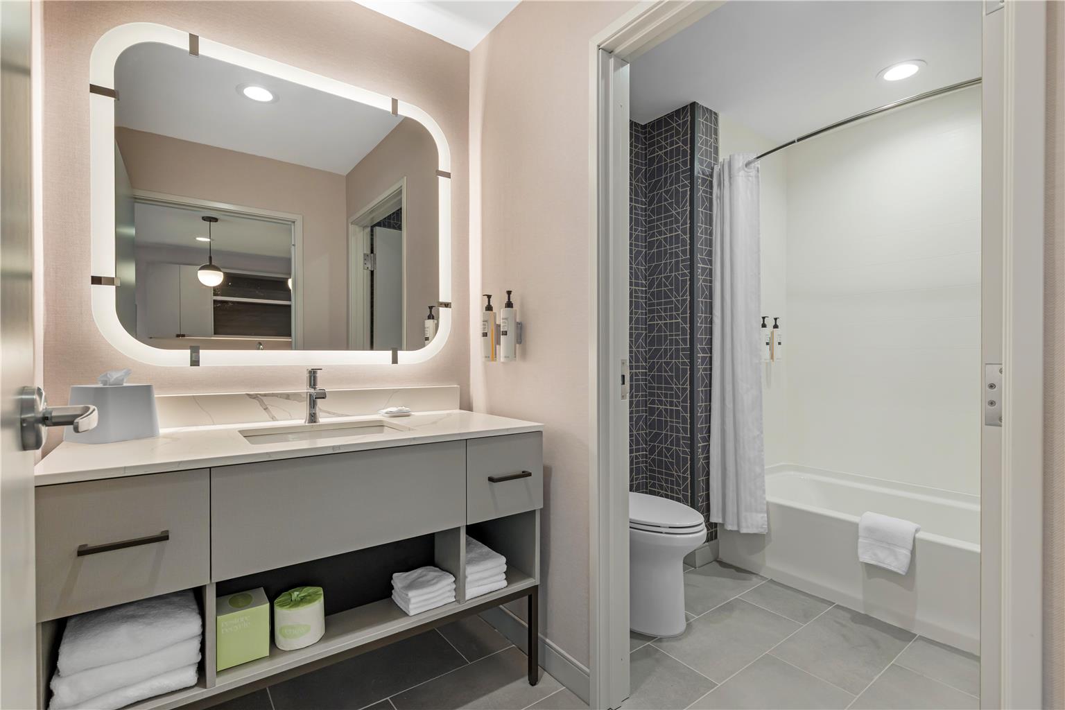 Homewood Suites by Hilton Walker Grand Rapids North Image