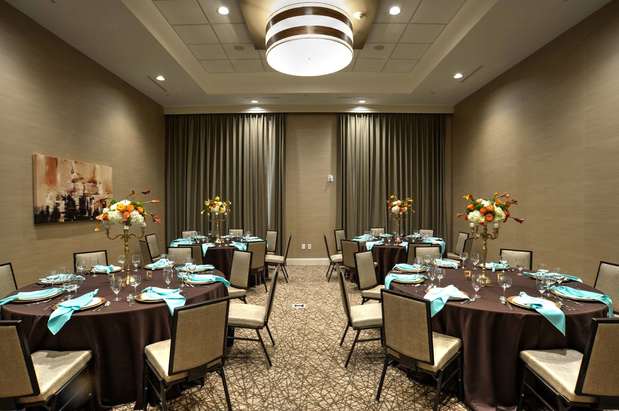 Images Embassy Suites by Hilton Oklahoma City Downtown Medical Center